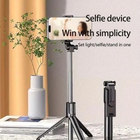 MATIHO 2-in-1 Retractable Bluetooth Selfie Stick, Selfie Sticks Tripod for Mobile Phone